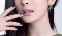 女明星资讯,揭秘女明星们的时尚风采与幕后故事